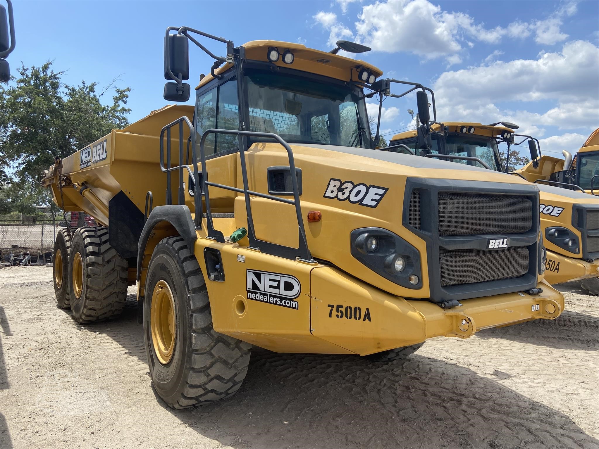 2021 BELL B30E - photo 2