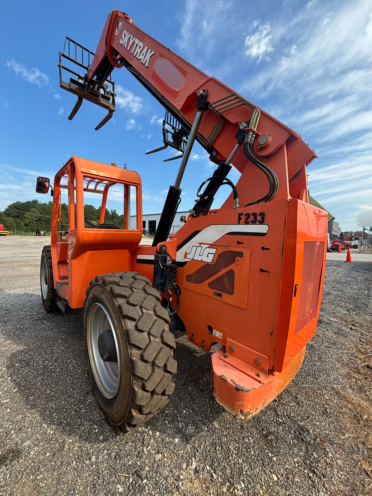 2014 Skytrak 6042 - photo 4