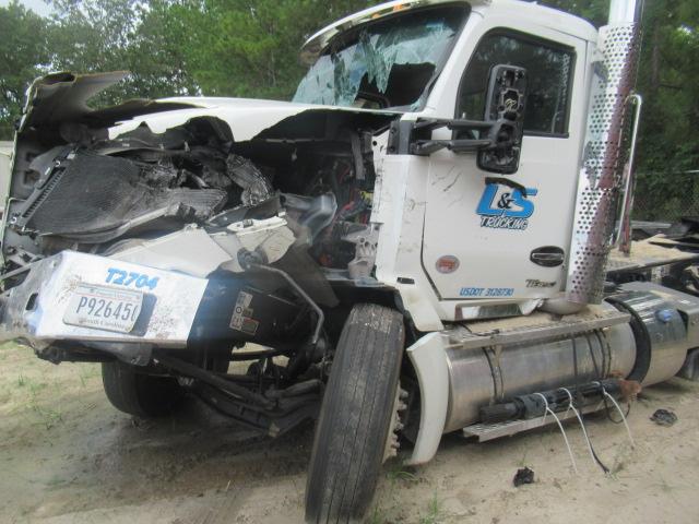 2027 KENWORTH T880 - photo 4