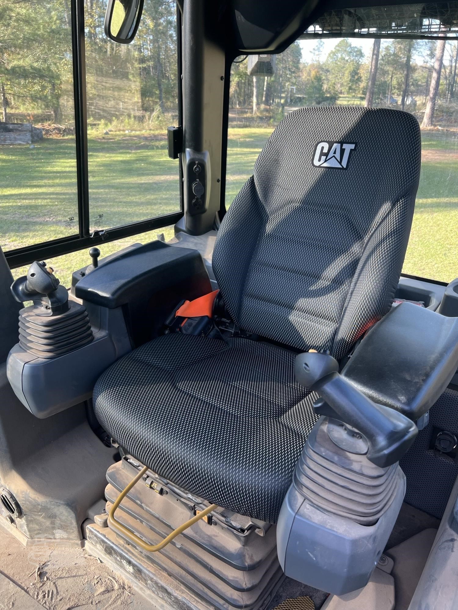 2024 Caterpillar D4 LGP - photo 6