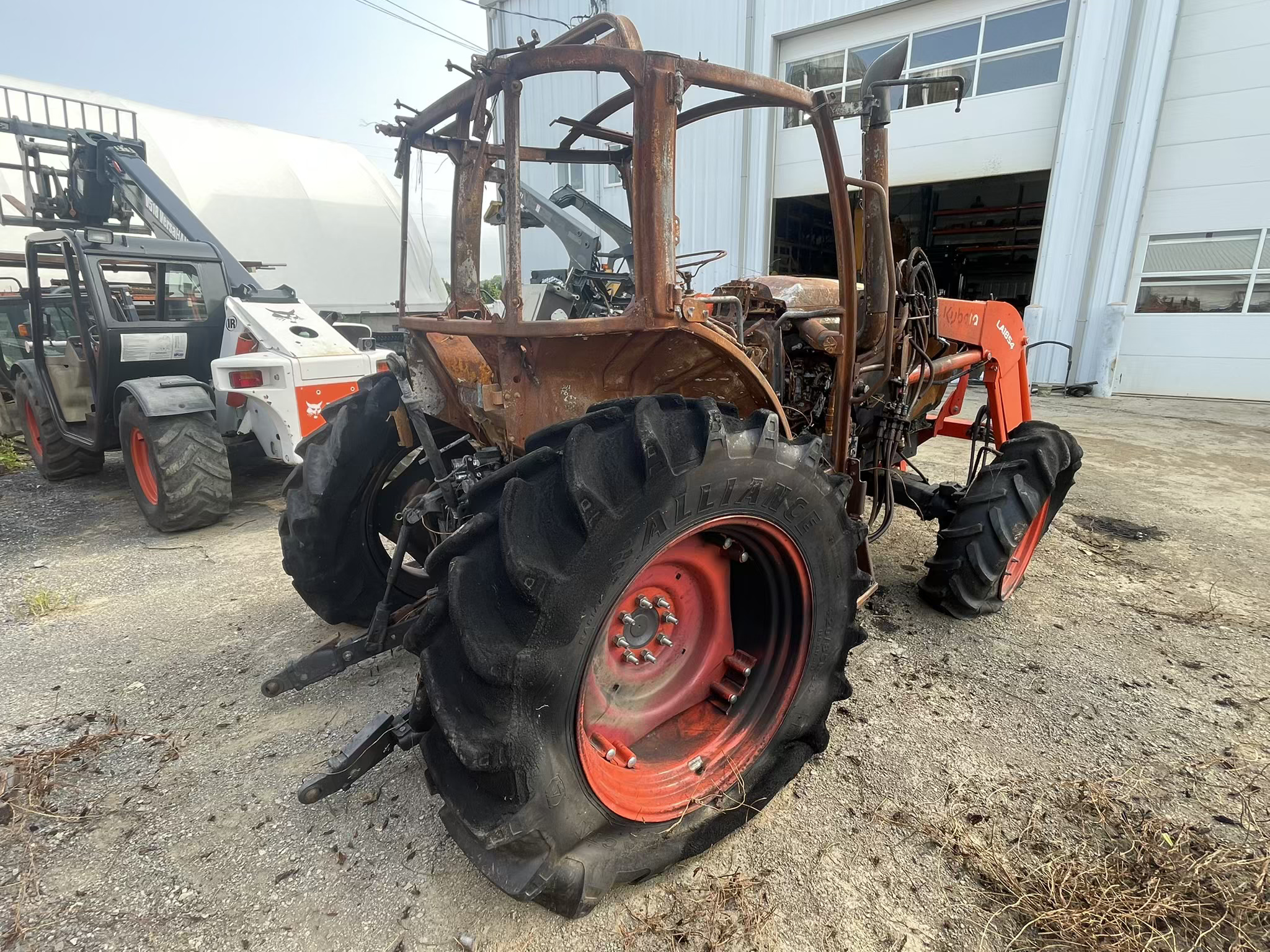 Kubota M5-111D Tractor - photo 5