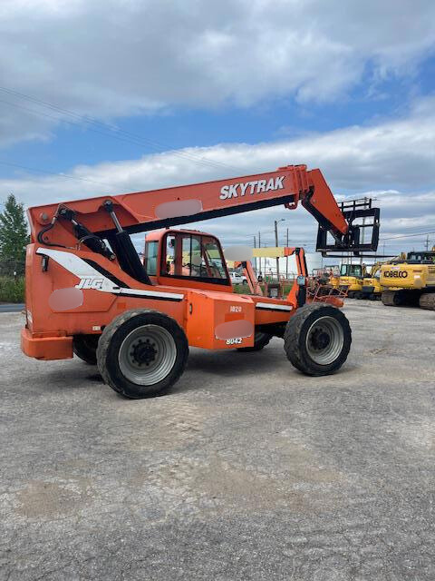 2006 Skyjack 8042 Telehandler - photo 4