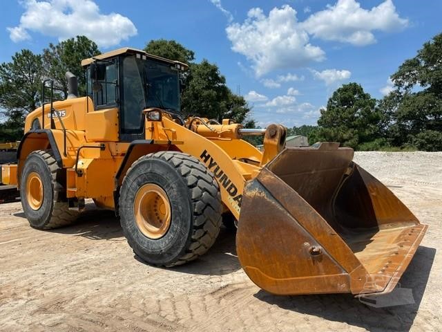 2019 HYUNDAI HL975 Wheel Loader - photo 2