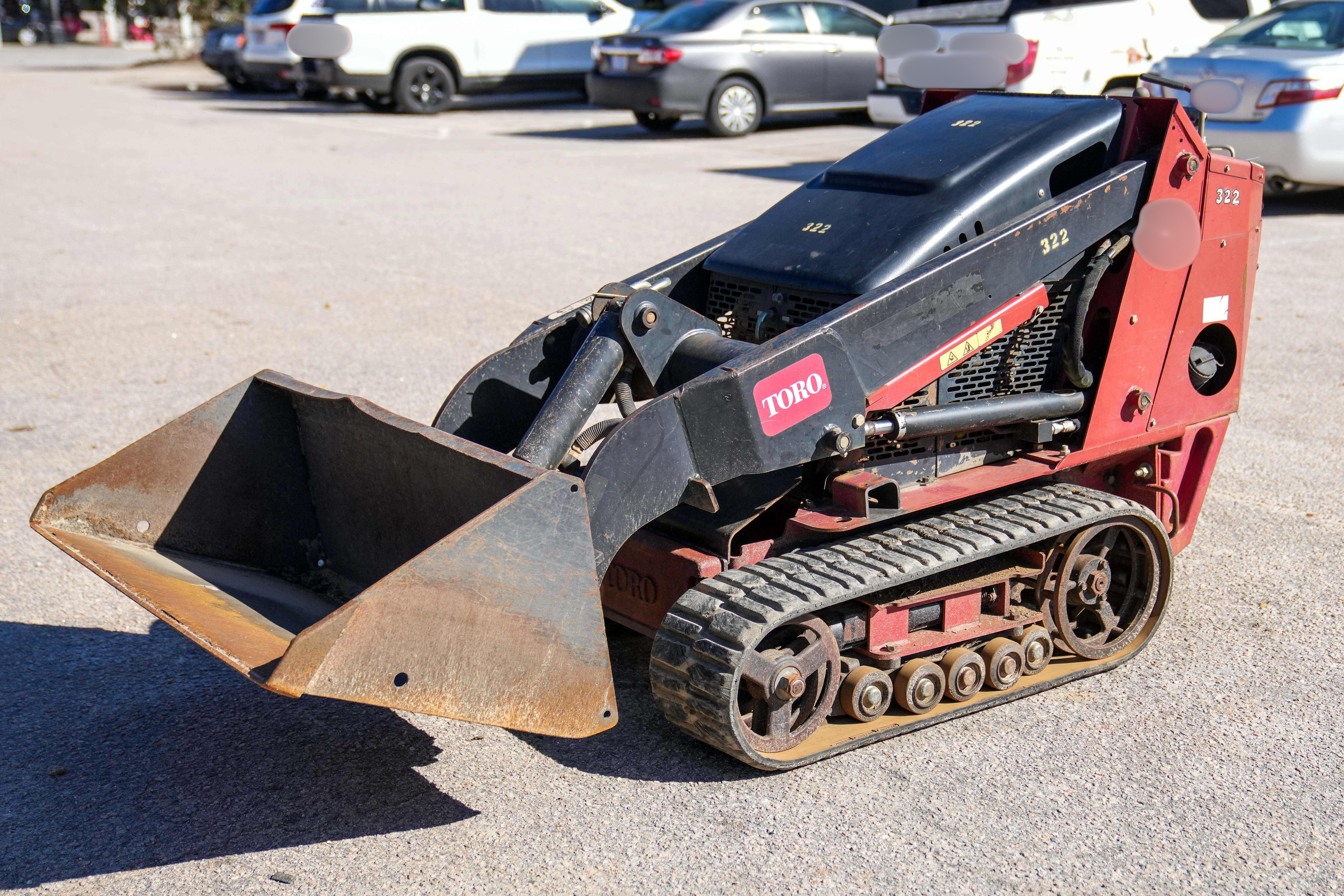 2019 Toro Dingo TX-427 Mini Skid Steer Loader - photo 2
