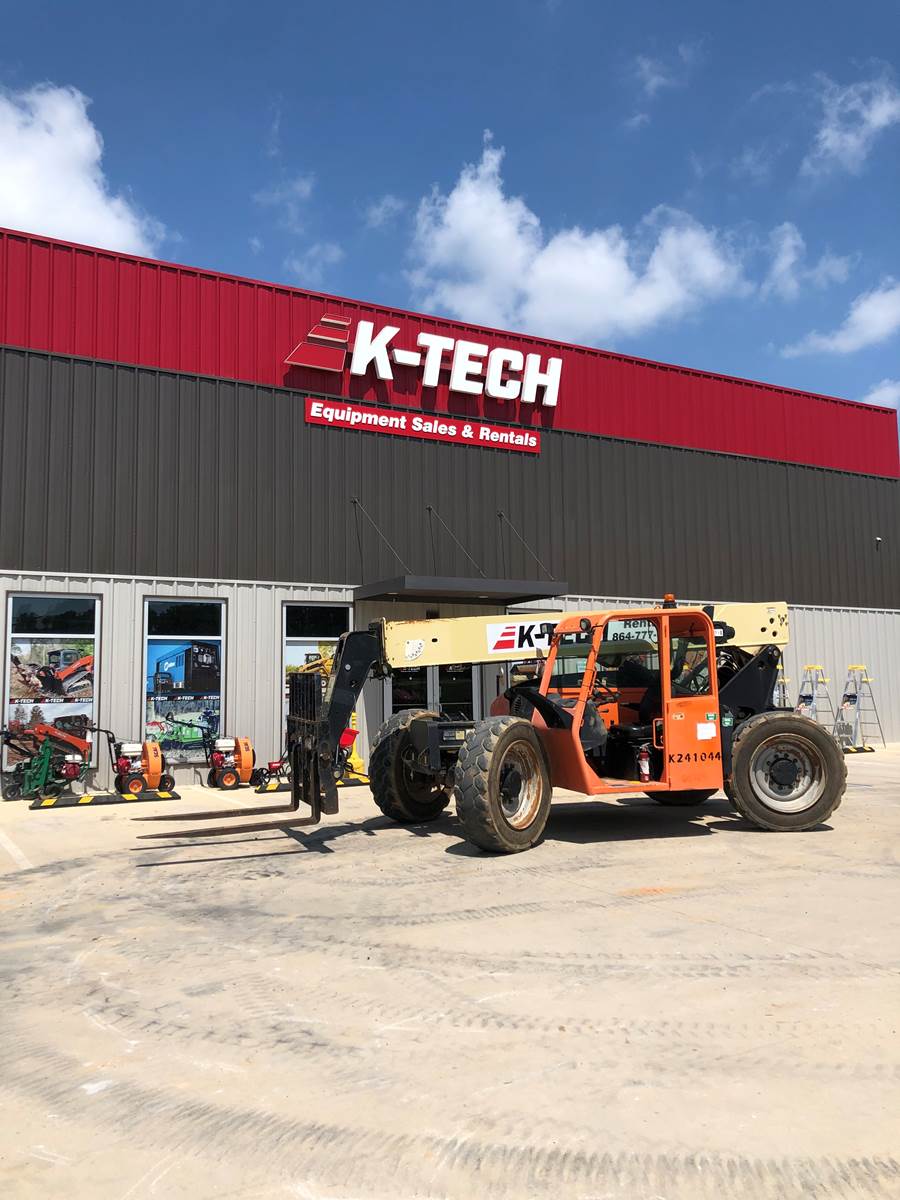 2015 JLG G6-42A Telescopic Forklift - photo 2