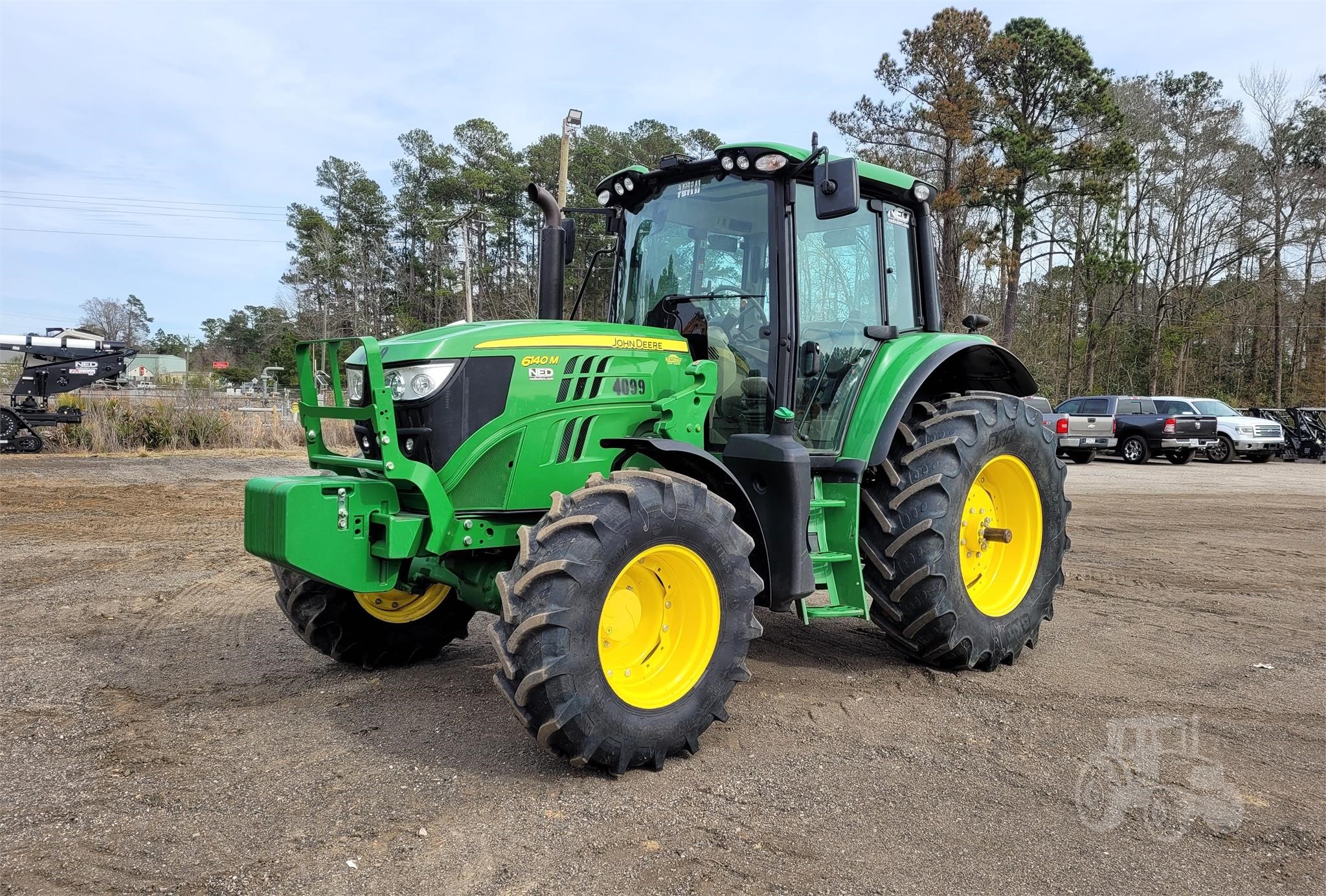 2022 JOHN DEERE 6140M Tractor