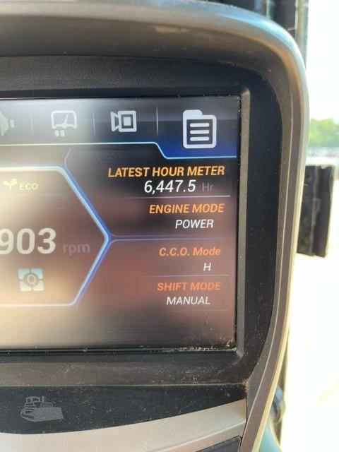 2019 HYUNDAI HL975 Wheel Loader - photo 6
