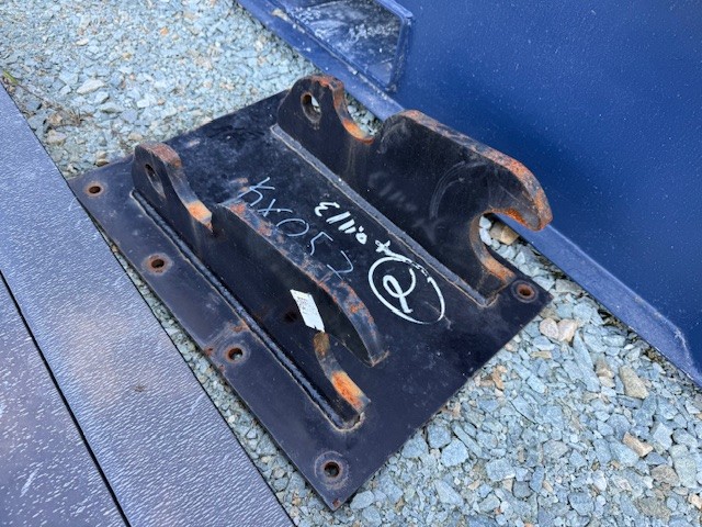 Kubota KX057 Attachment Bracket