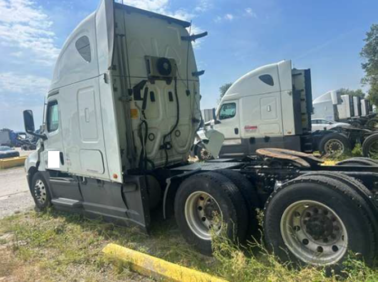 2021 Freightliner Cascadia - photo 5
