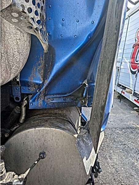 2023 Kenworth  T680 - photo 2