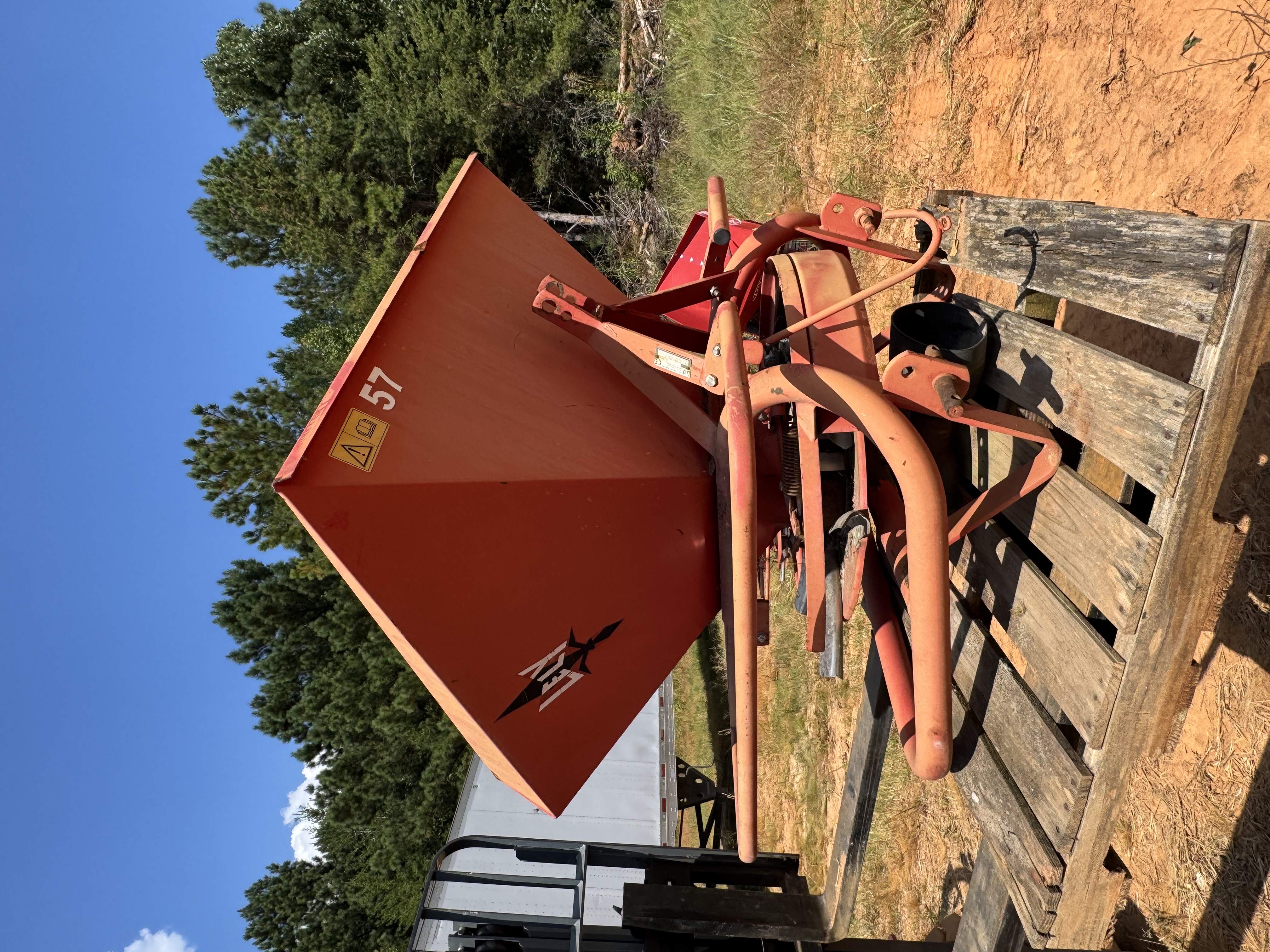 2001 Lely Fertilizer Spreader