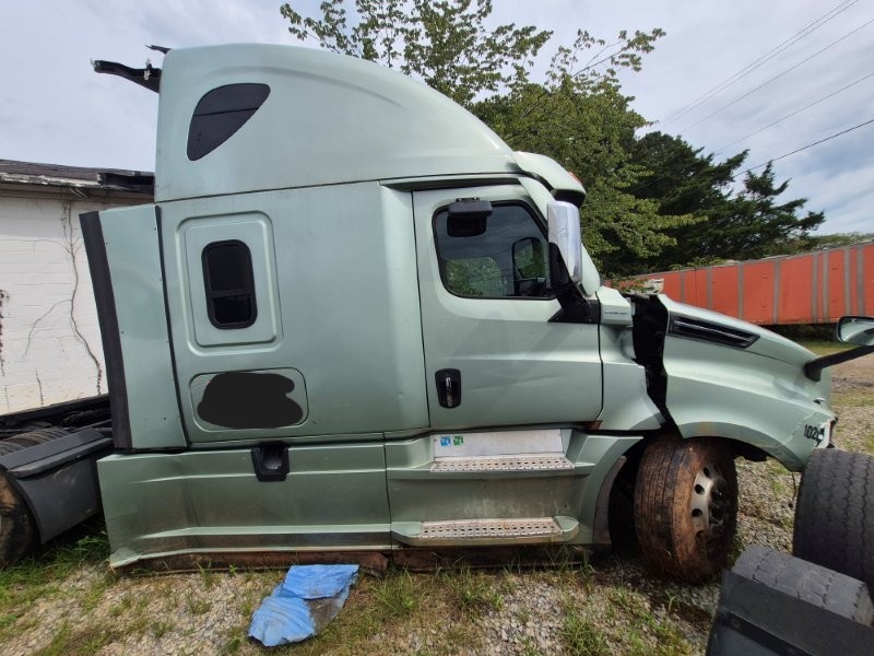 2021 Freightliner Cascadia - photo 4