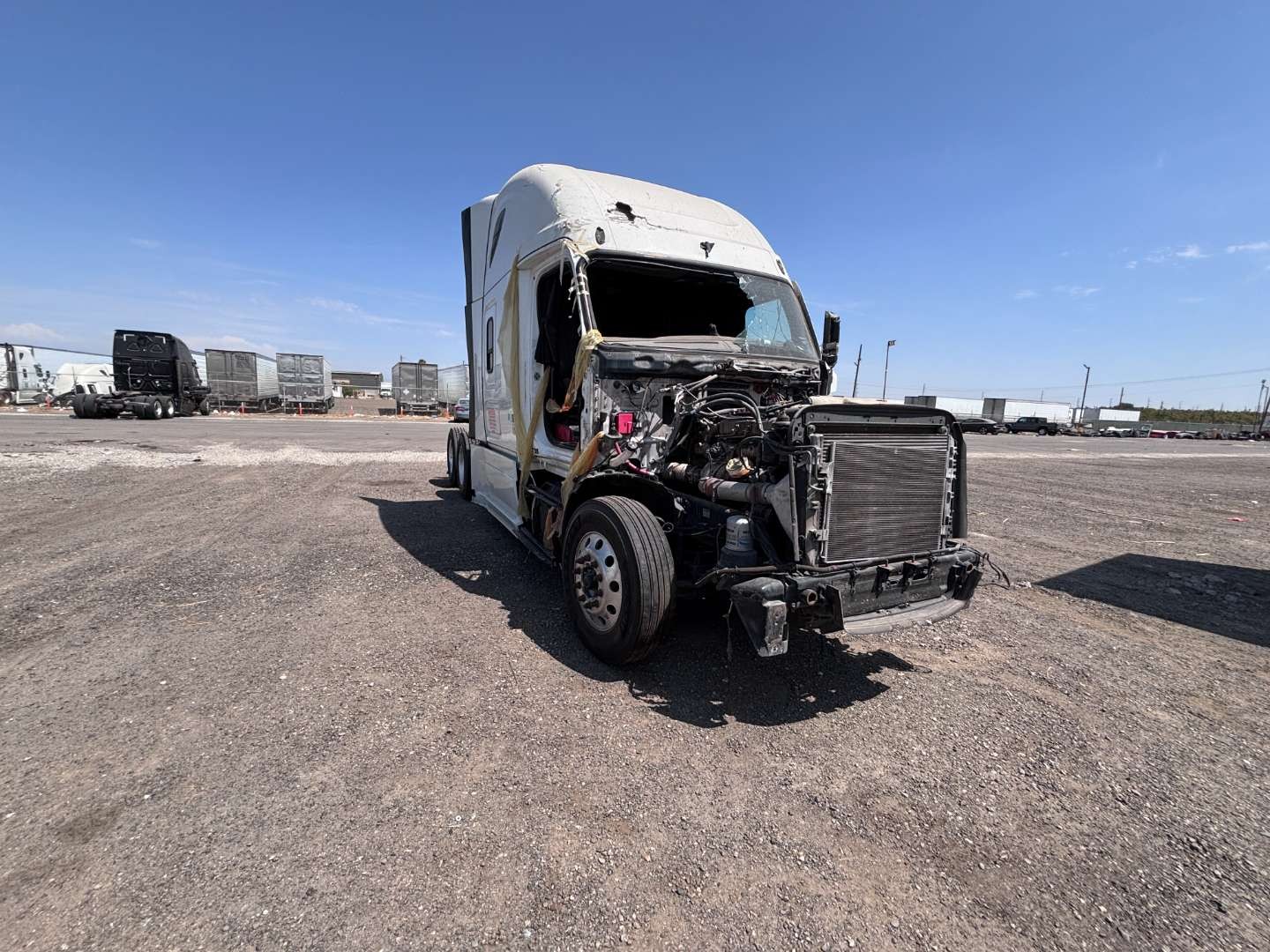 2023 Freightliner Cascadia 126