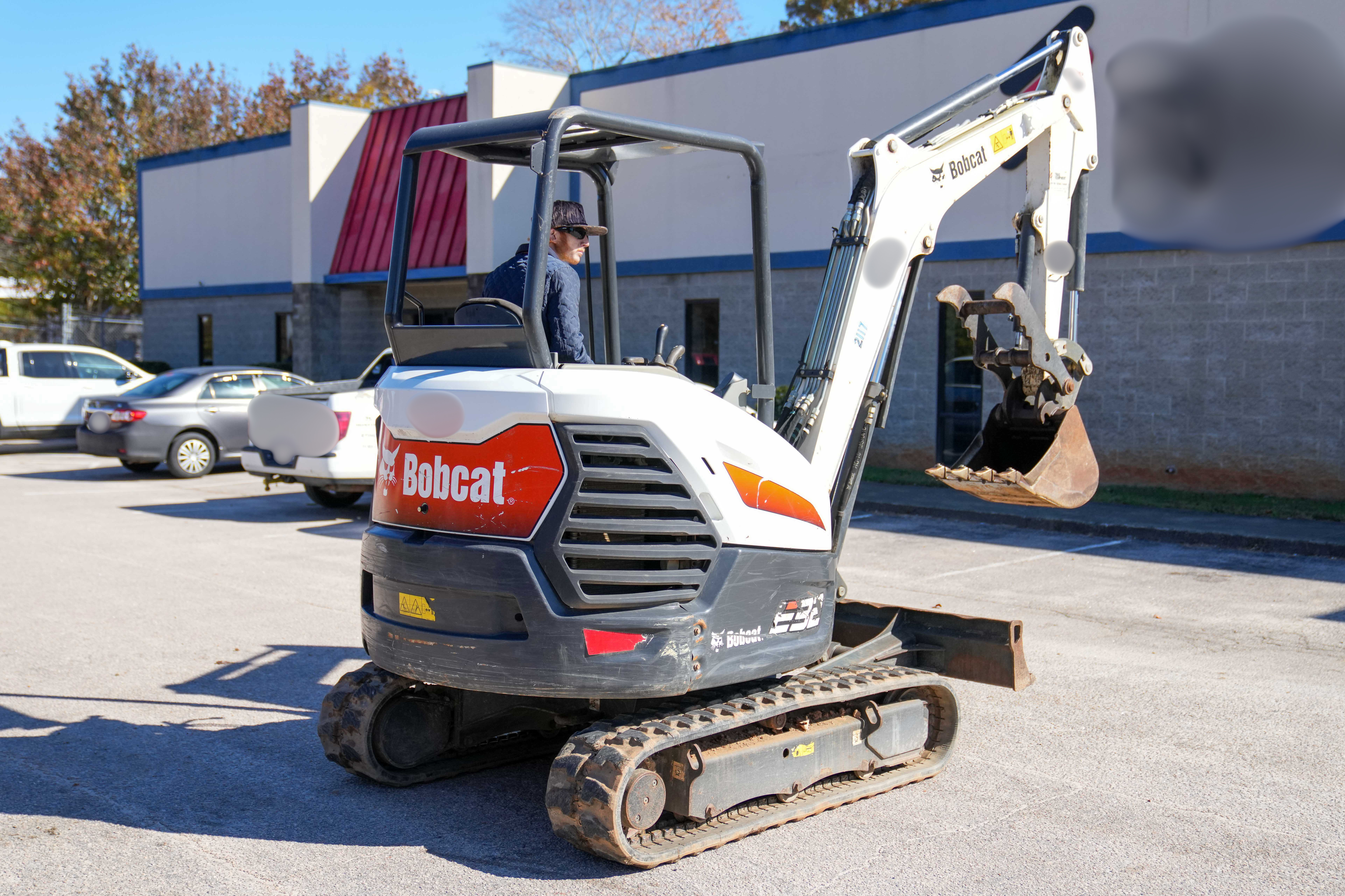 2021 Bobcat E32i Mini Excavator - photo 3