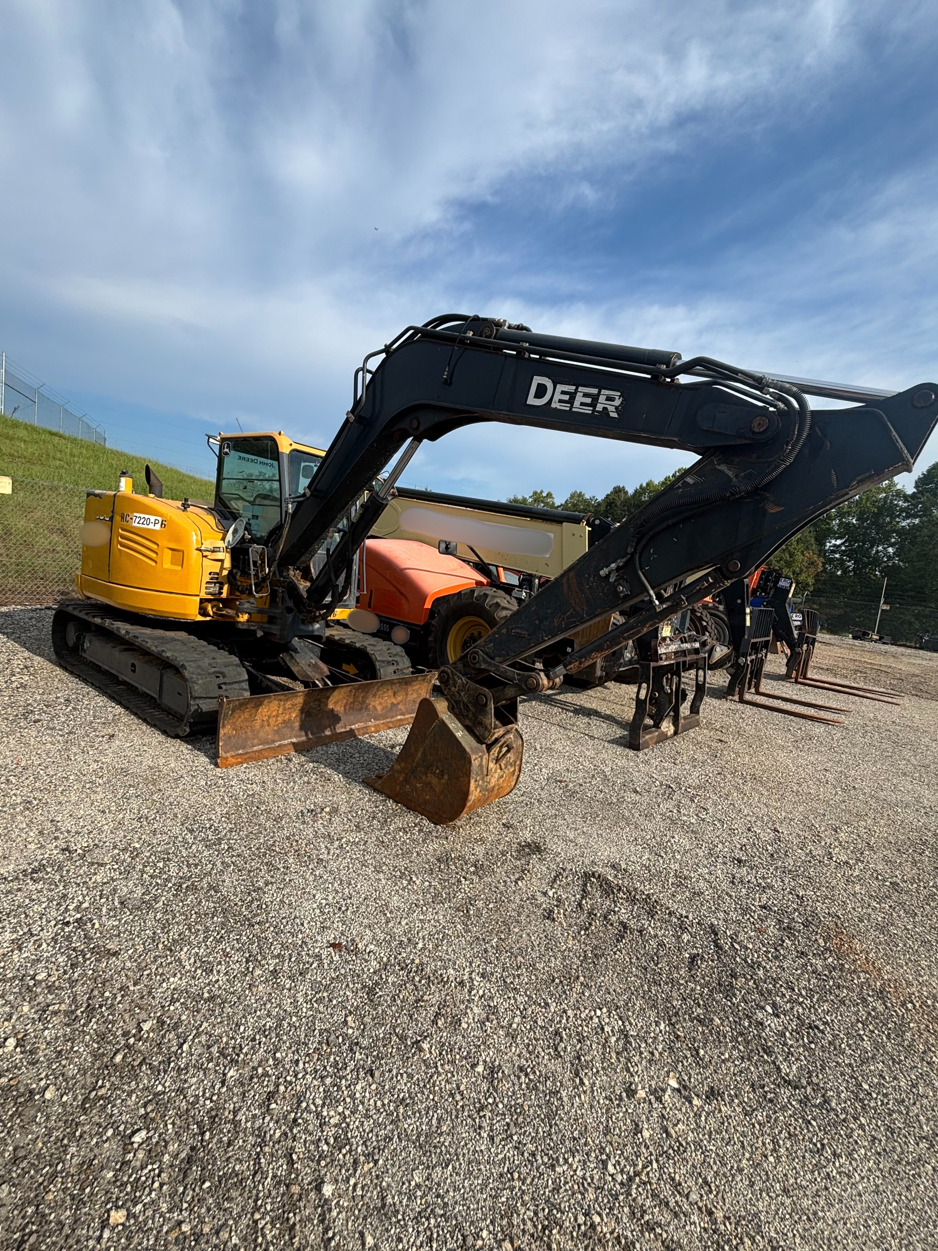 2016 John Deere 85G - photo 2
