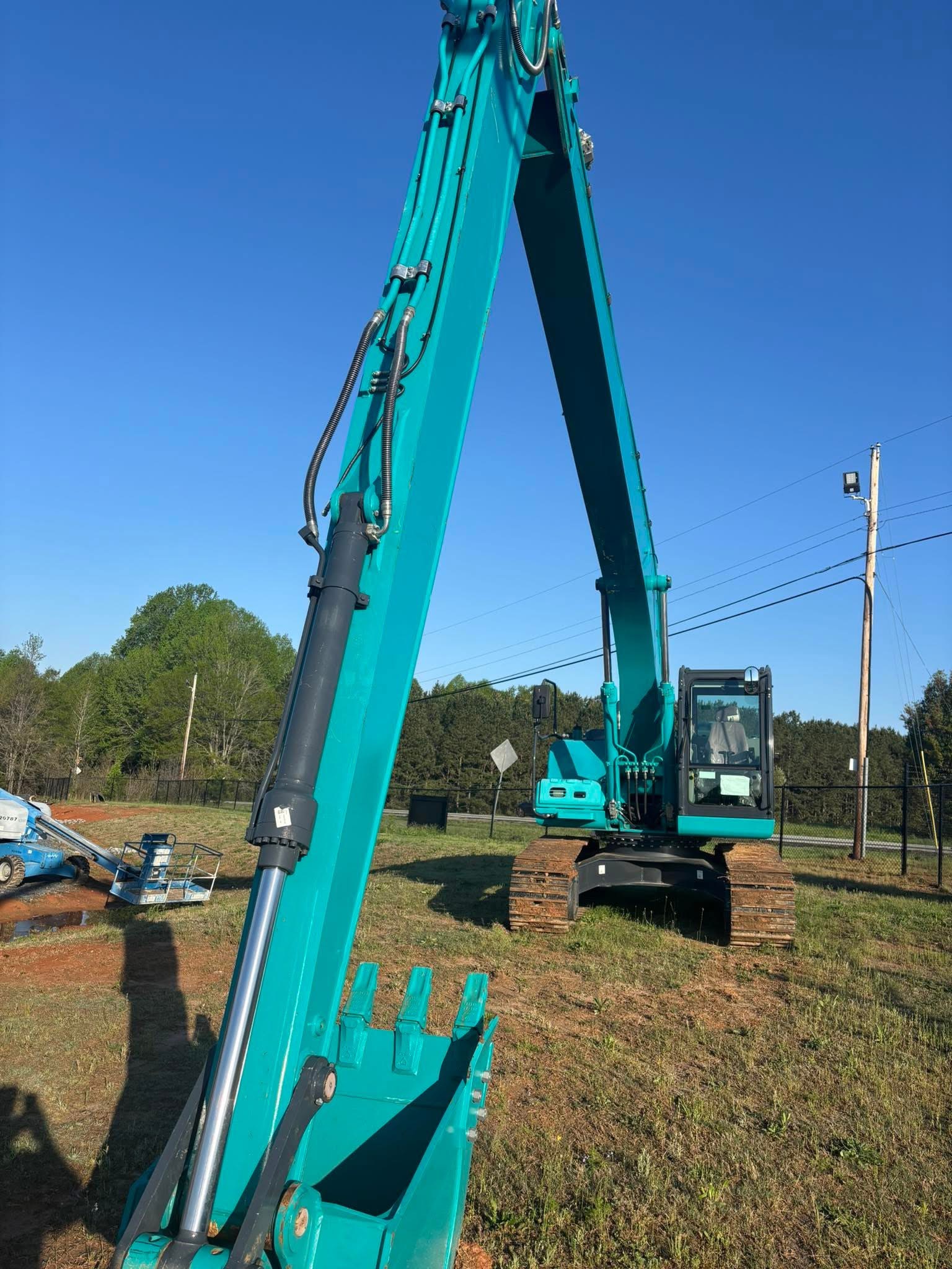 2023 Sunward SWE215 Long Reach Trackhoe - photo 2