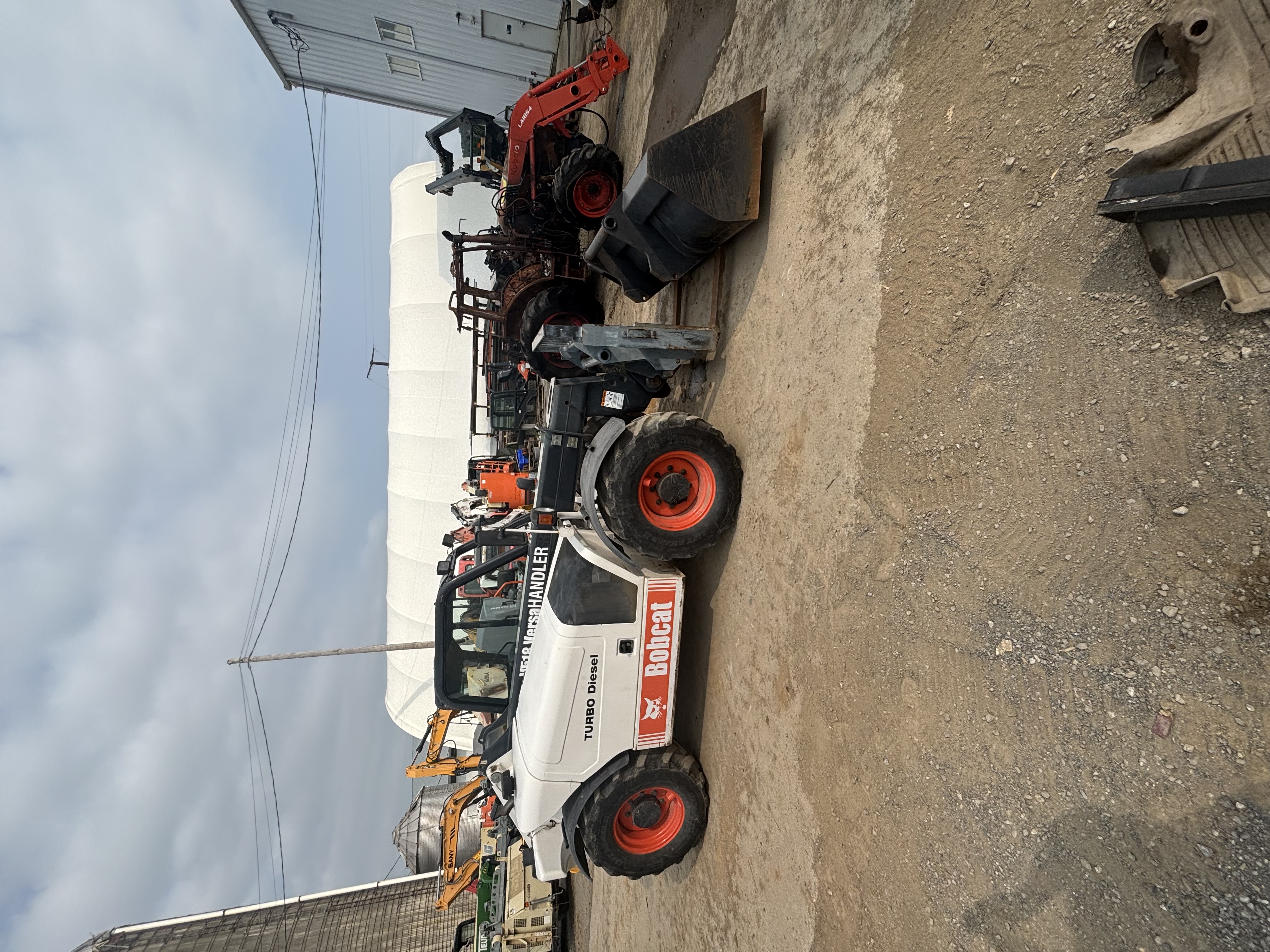 2007 Bobcat V518C - photo 5