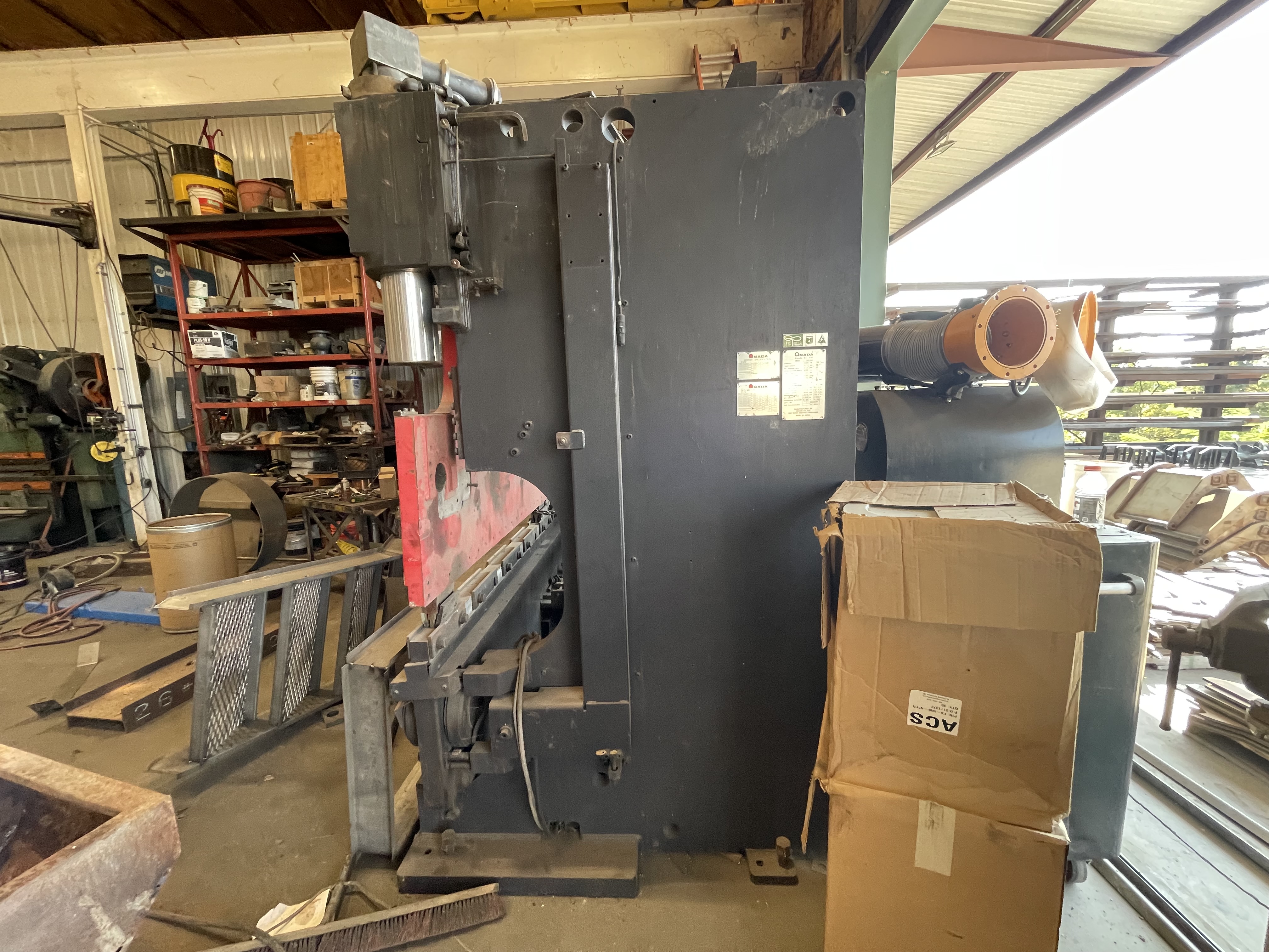 2013 Omada HG1303 Hydraulic / Servo Hydraulic Press Brake 