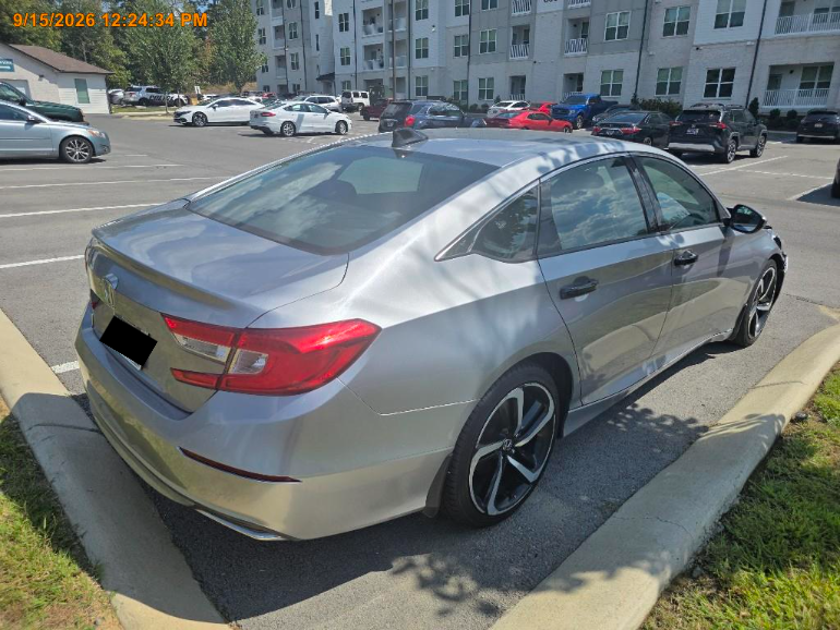 CLEAN TITLE 2018 Honda Accord - photo 4