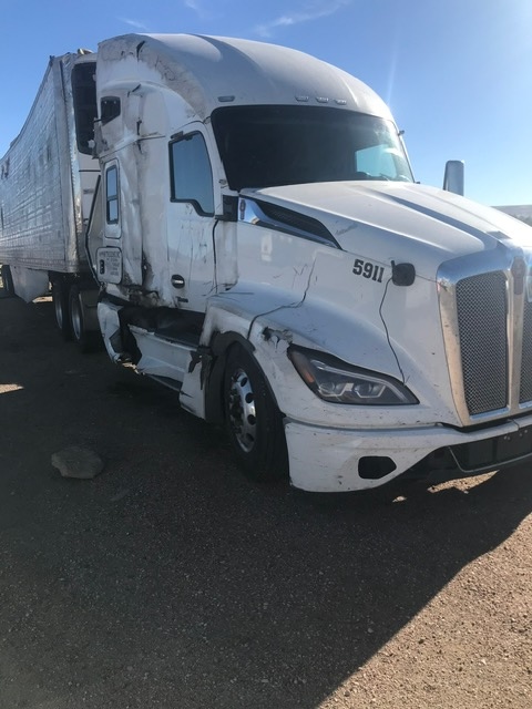 2023 Kenworth T680 - photo 2