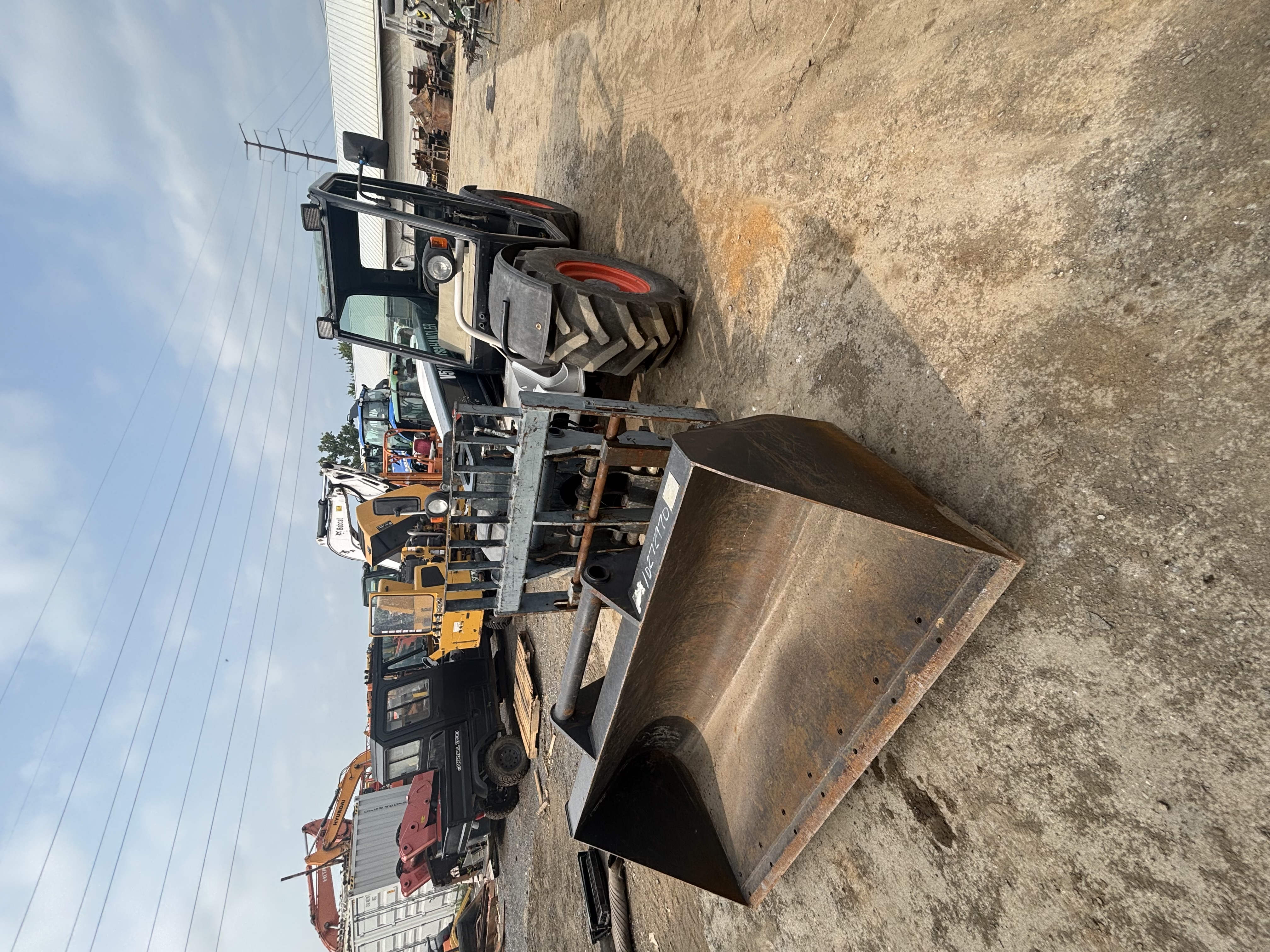 2007 Bobcat V518C - photo 2