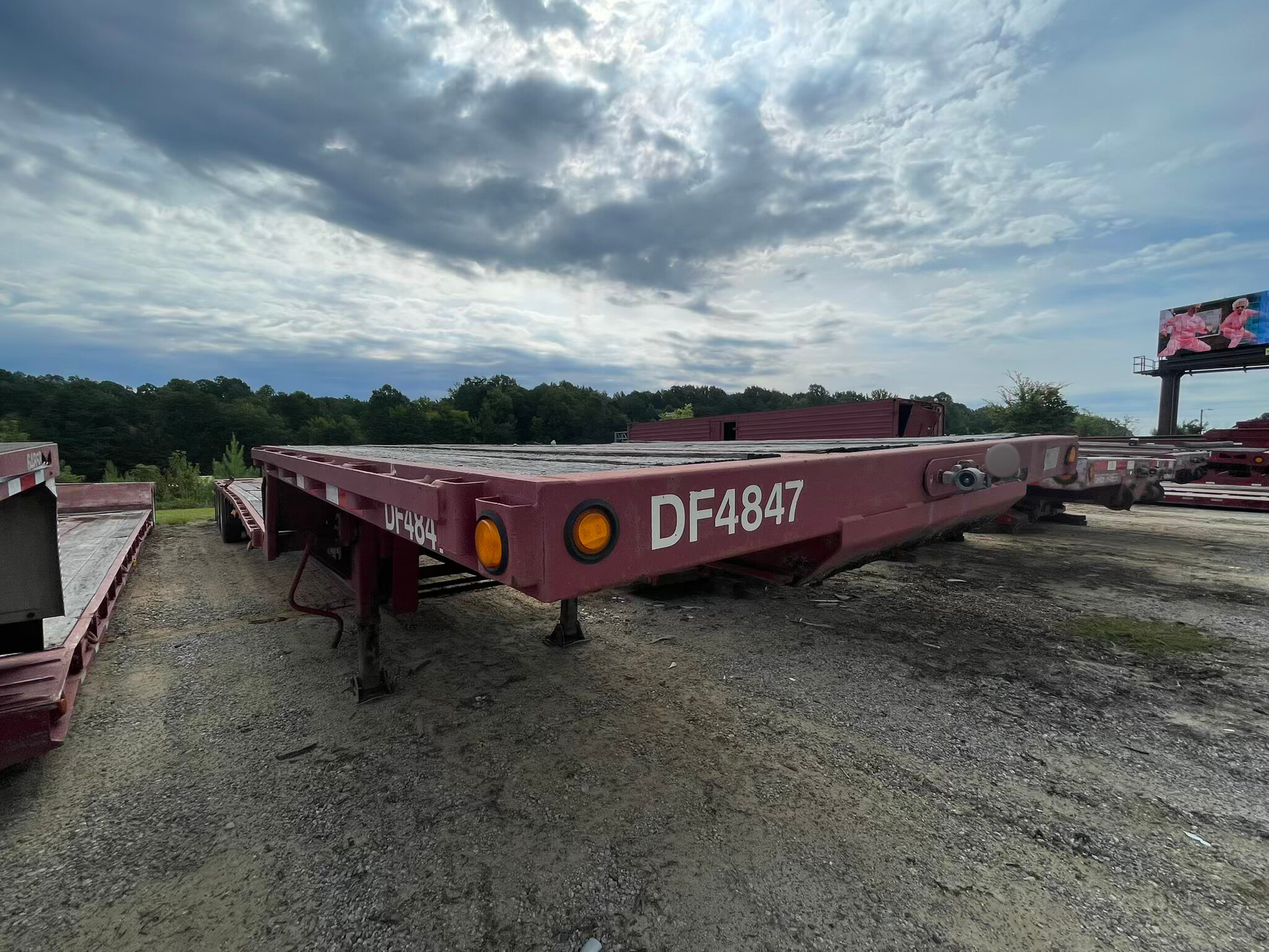 1999 Trail King TK90LCS-483 Drop Deck Trailer - photo 6
