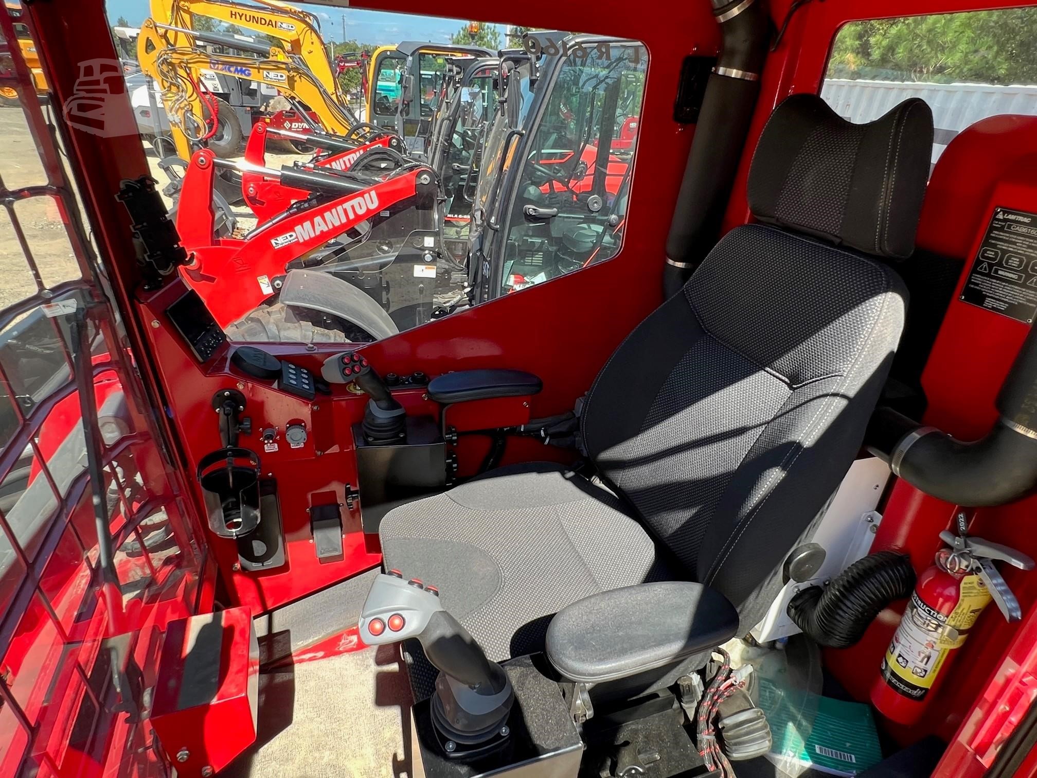 2022 LAMTRAC LTR6160T - photo 3