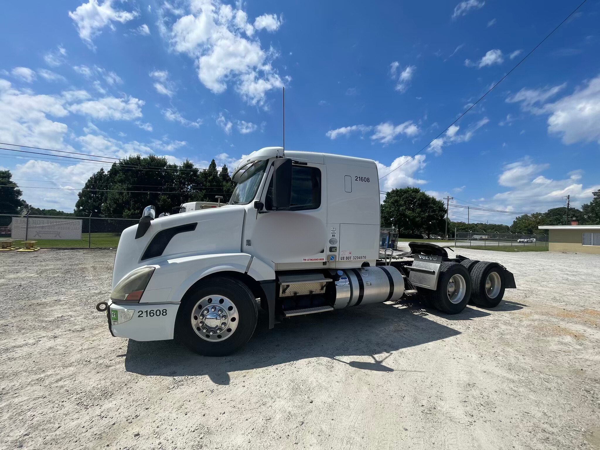 2016 Volvo VLN - photo 3