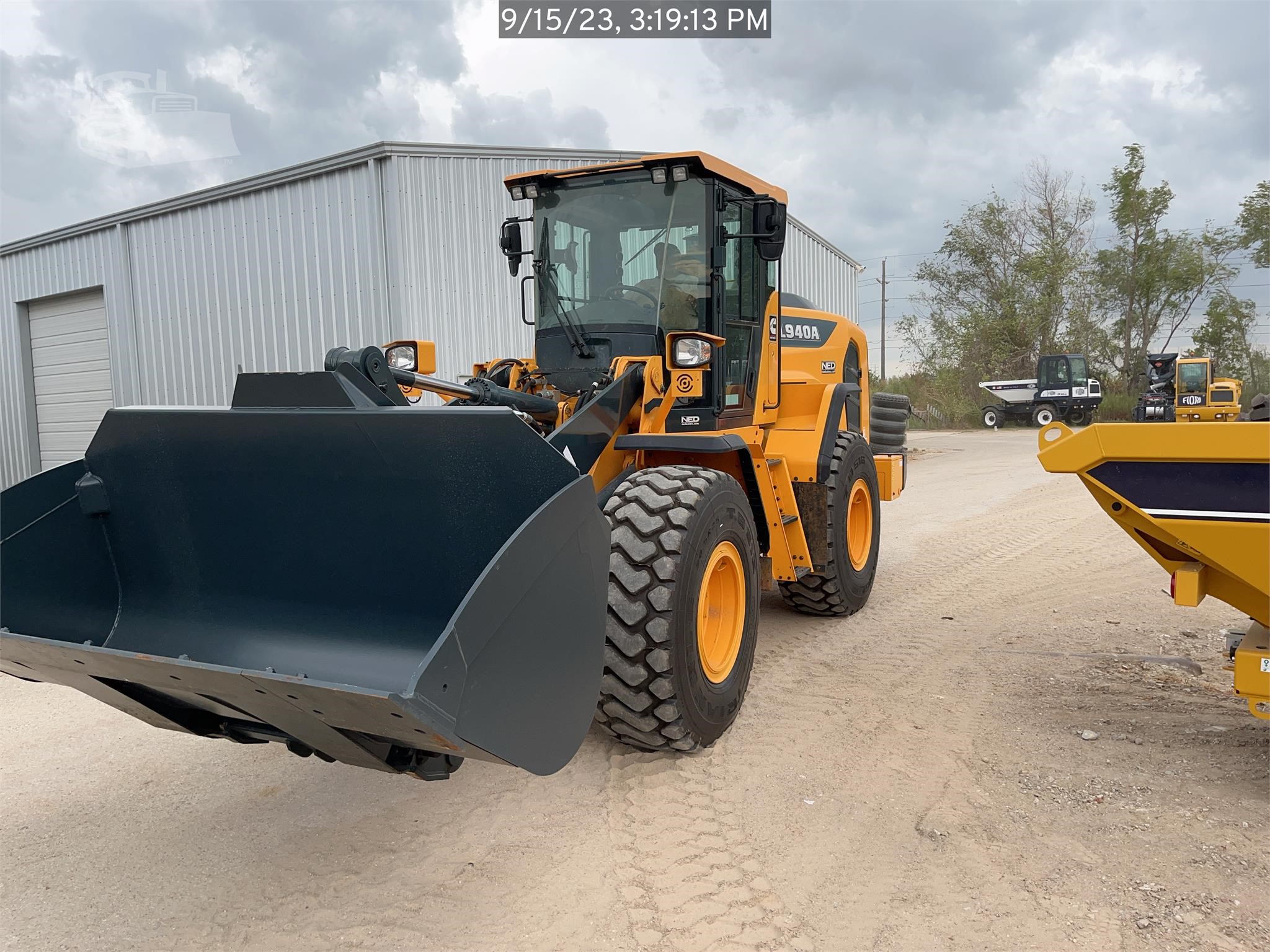 2023 HYUNDAI HL940A Wheel Loader - photo 4