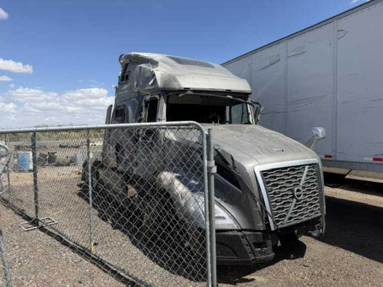 2019 Volvo VNL - photo 2