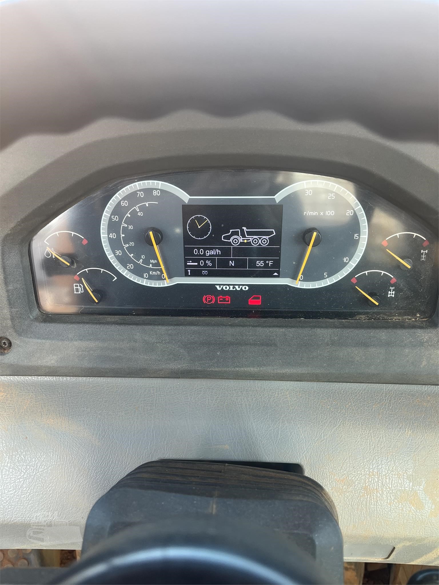 2012 VOLVO A30F Off-Highway Truck - photo 2
