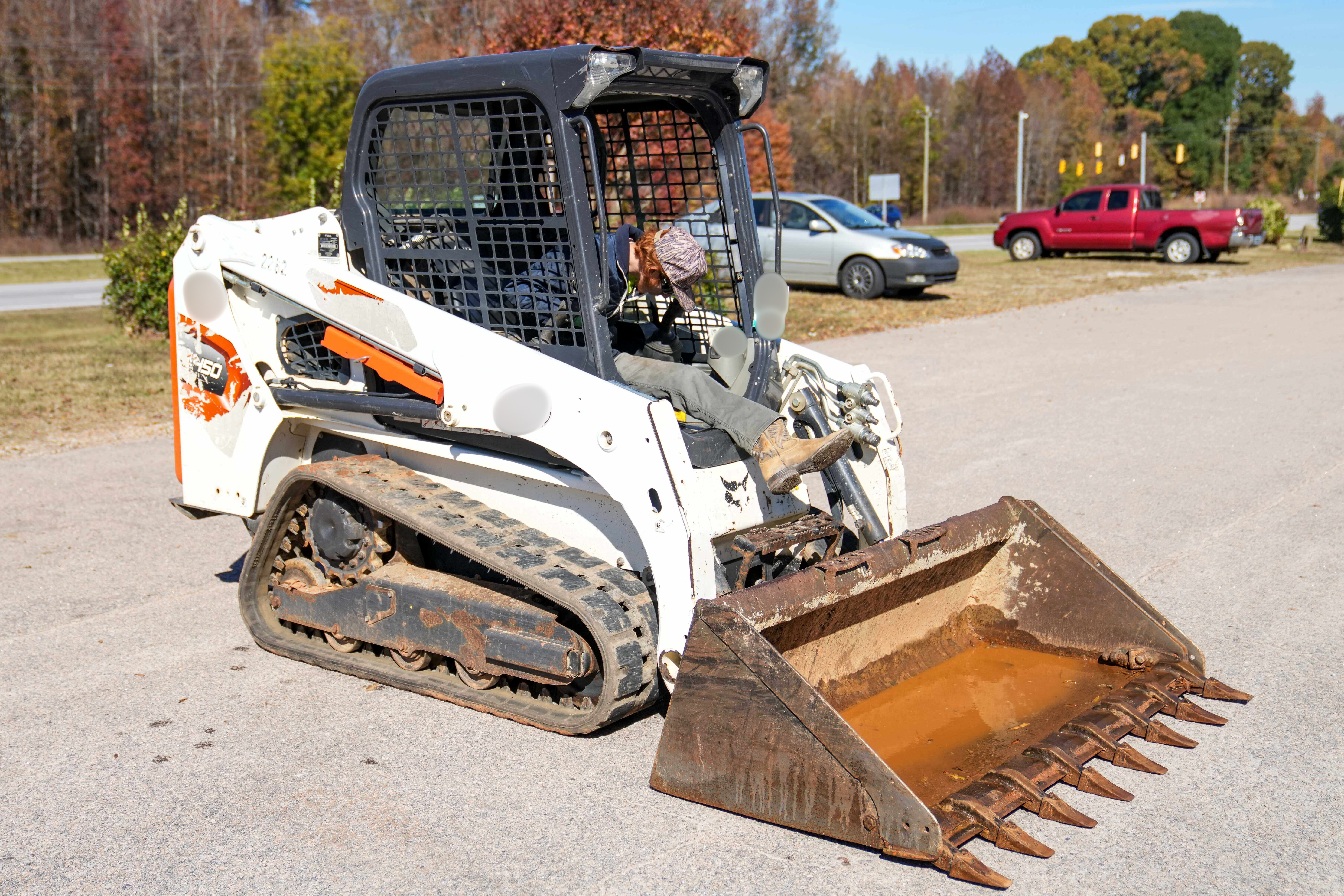 2022 Bobcat T450 Compact Track Loader - photo 2