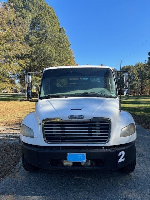 2006 Freightliner M2 Business Class Dumpster Truck - photo 2