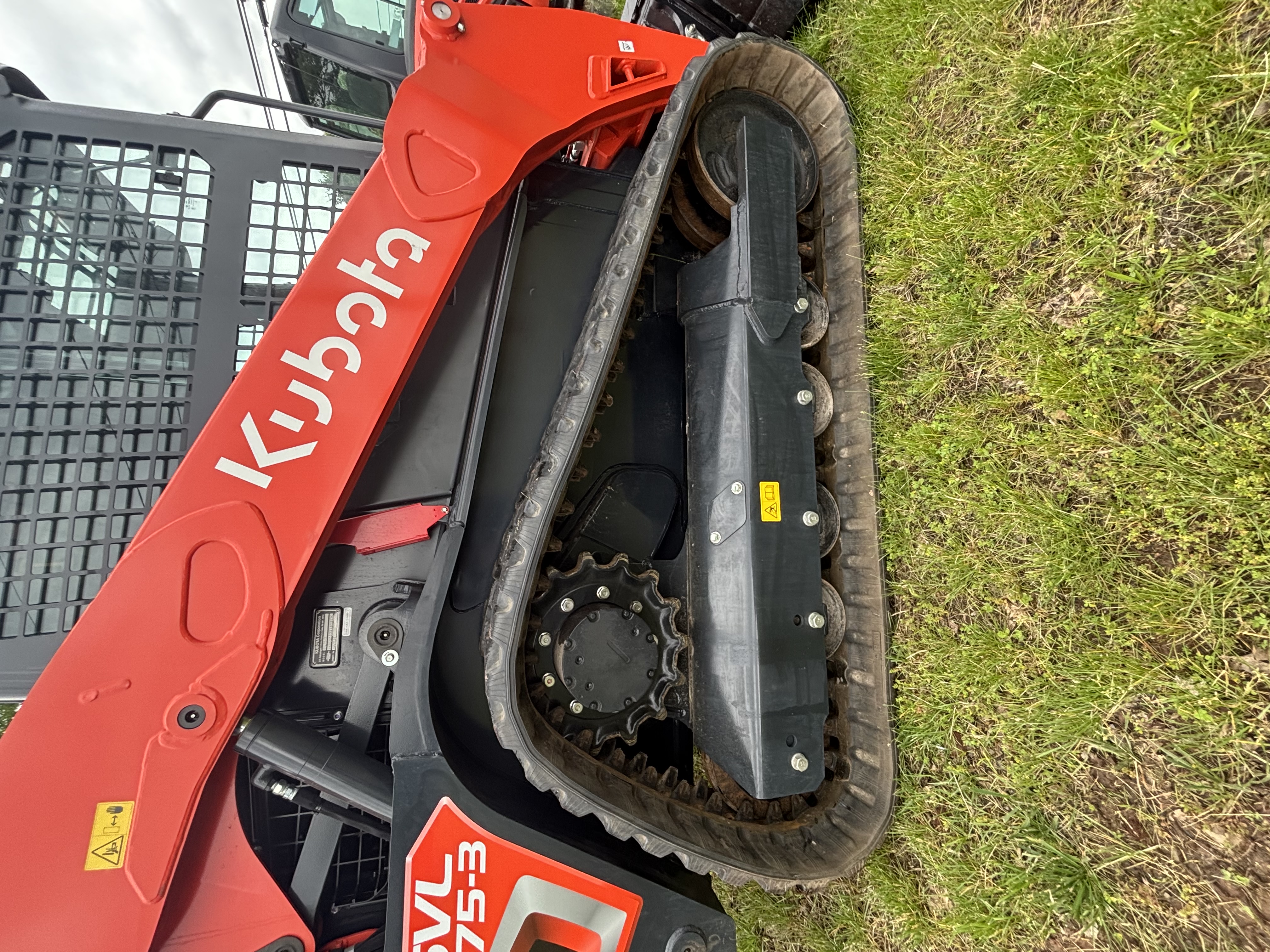 2024 Kubota SVL 75-3 - photo 2