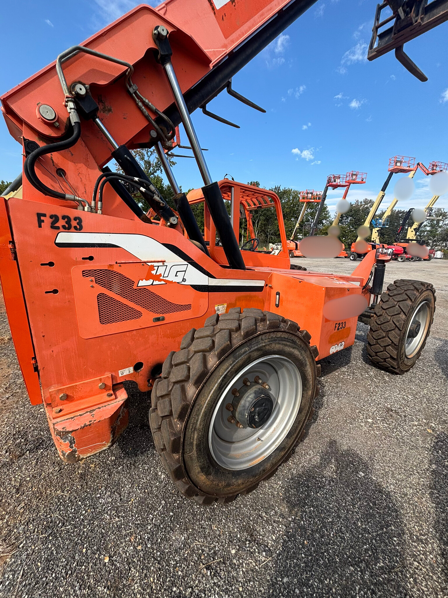 2014 Skytrak 6042 - photo 5