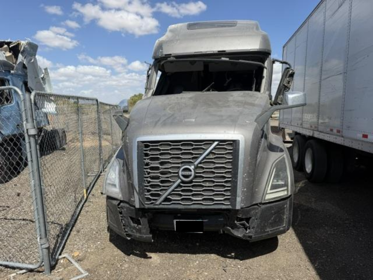 2019 Volvo VNL - photo 3