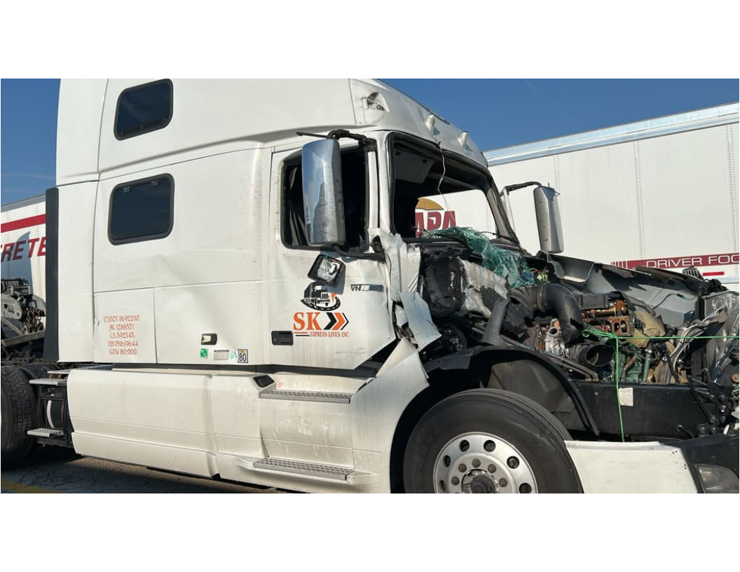 2023 Volvo VNL 860 - photo 2