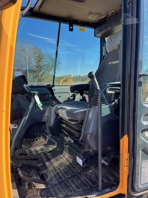 2022 Hyundai Robex 80CR-9A Crawler Excavator - photo 5