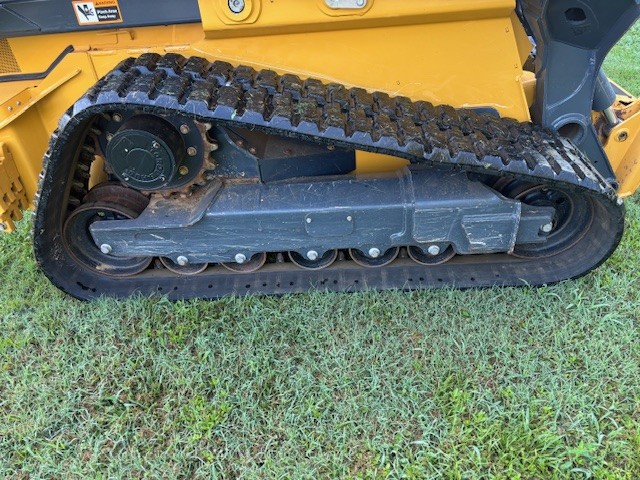 2021 John Deere 333G - photo 5