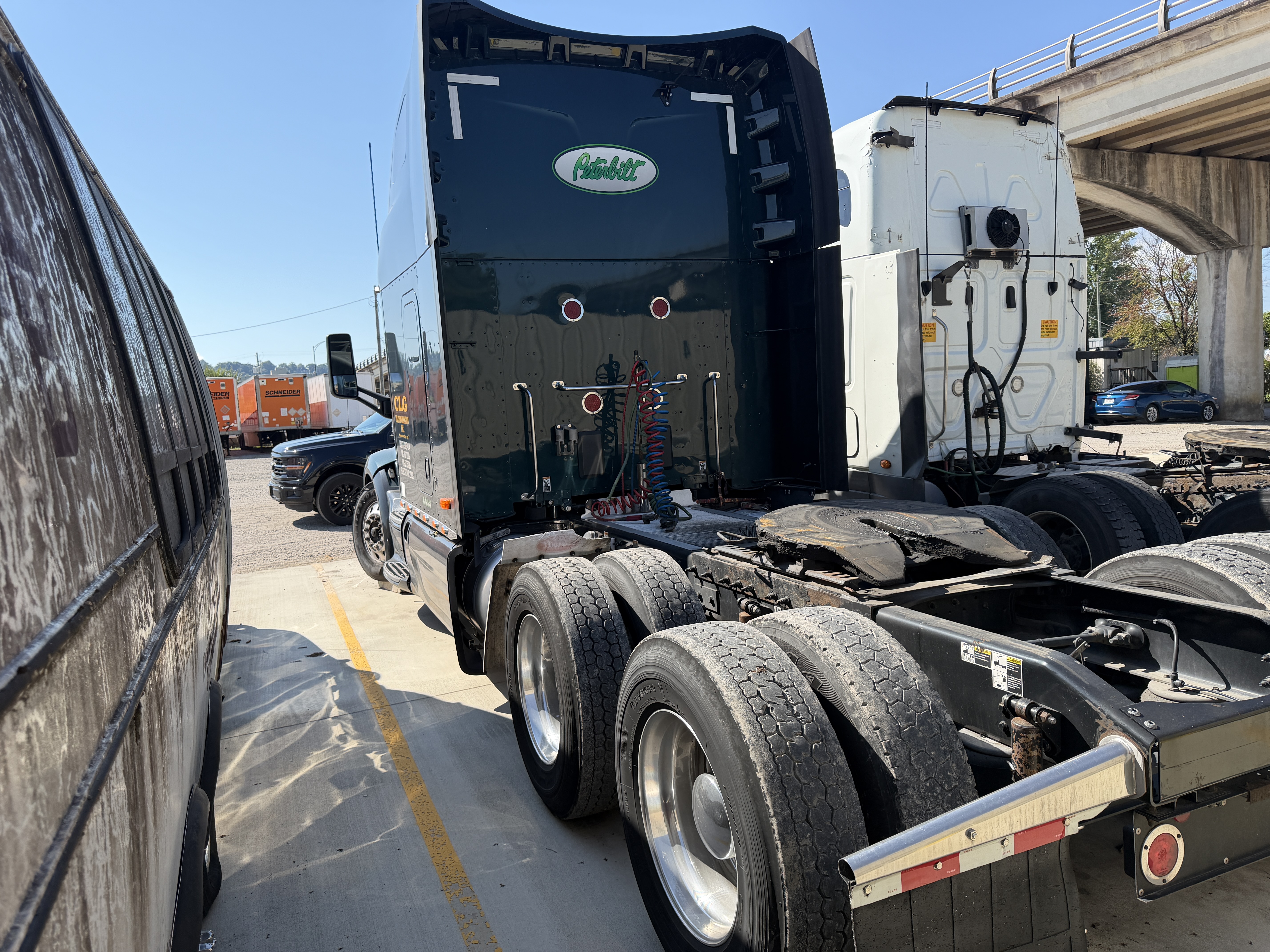 2021 Peterbilt 579 - photo 2