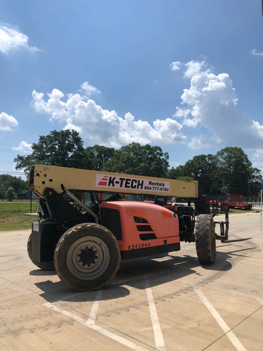 2015 JLG G6-42A Telescopic Forklift