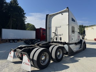 2024 Kenworth T680 - photo 3
