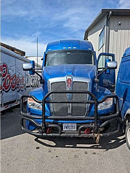 2023 Kenworth  T680