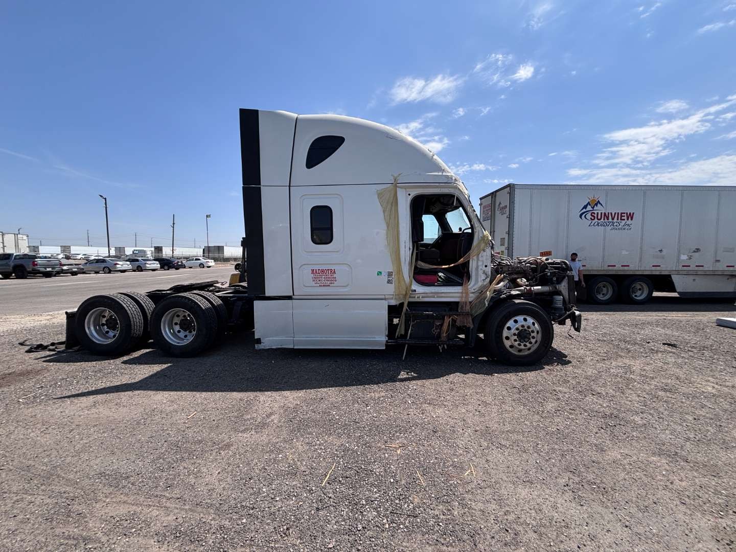 2023 Freightliner Cascadia 126 - photo 4