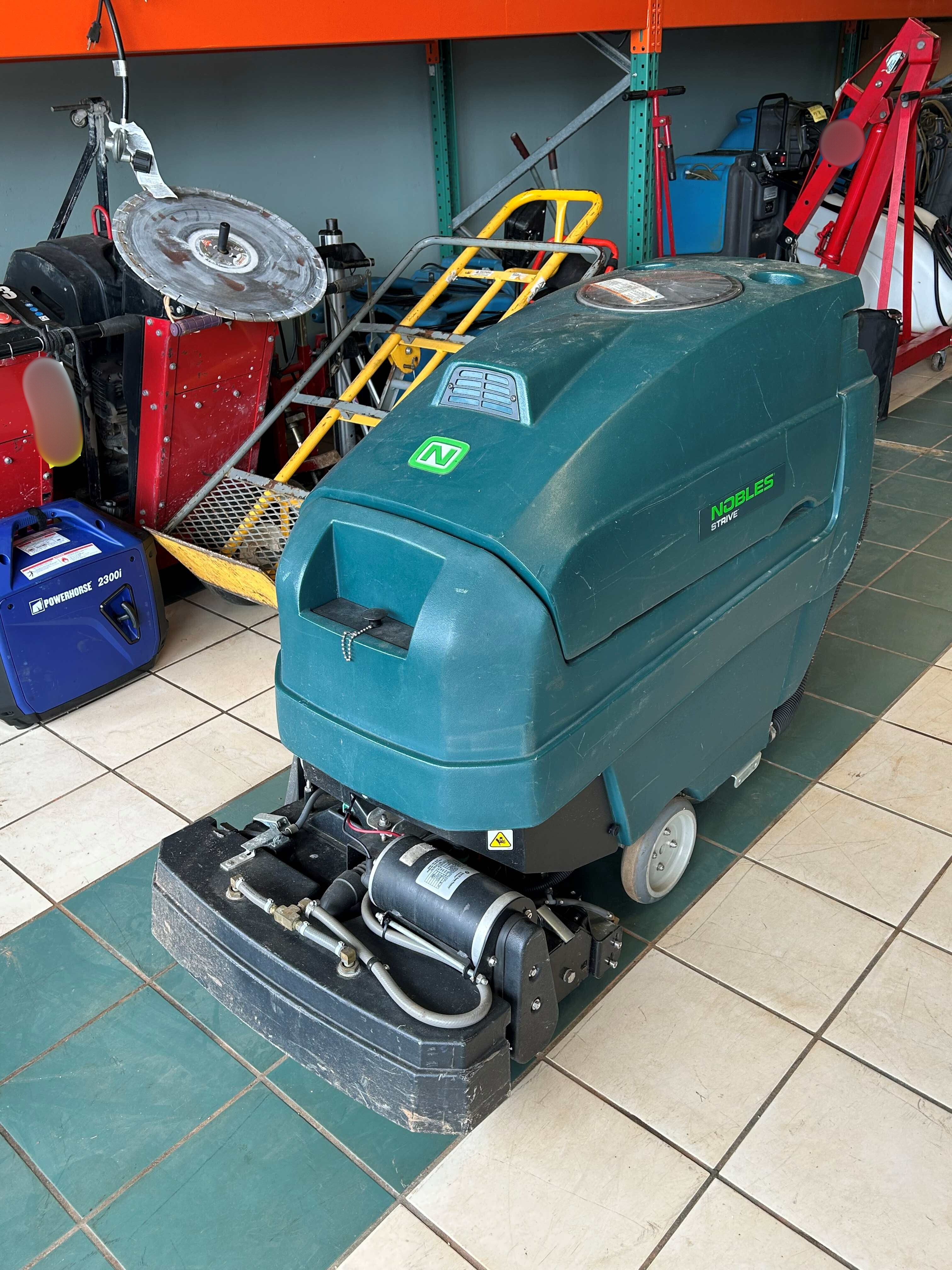Nobles Strive Commercial Carpet Cleaner