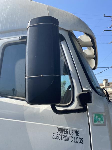 2016 Volvo VNL - photo 4