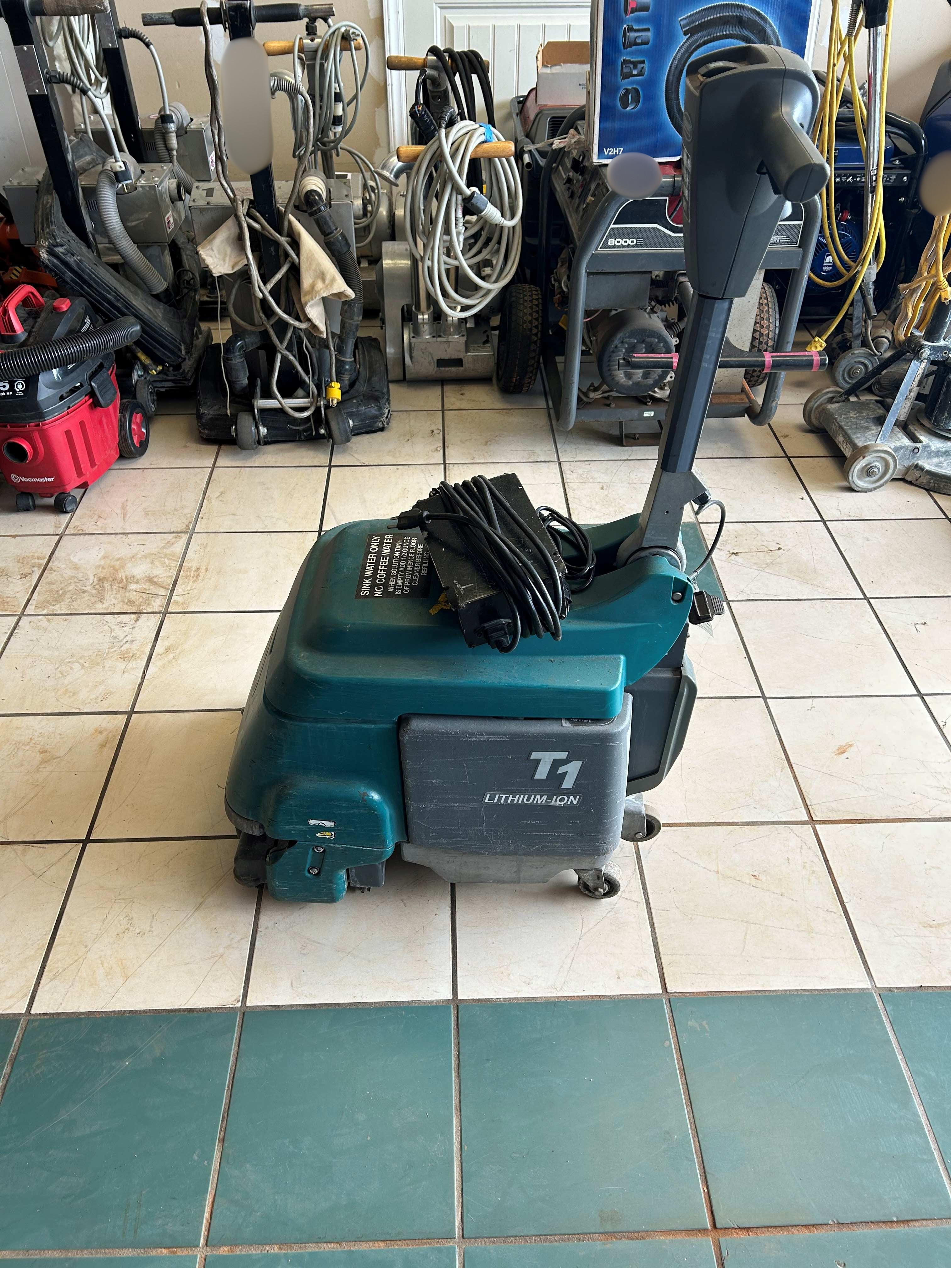 Tennant T1B Walk Behind Floor Scrubber - photo 2