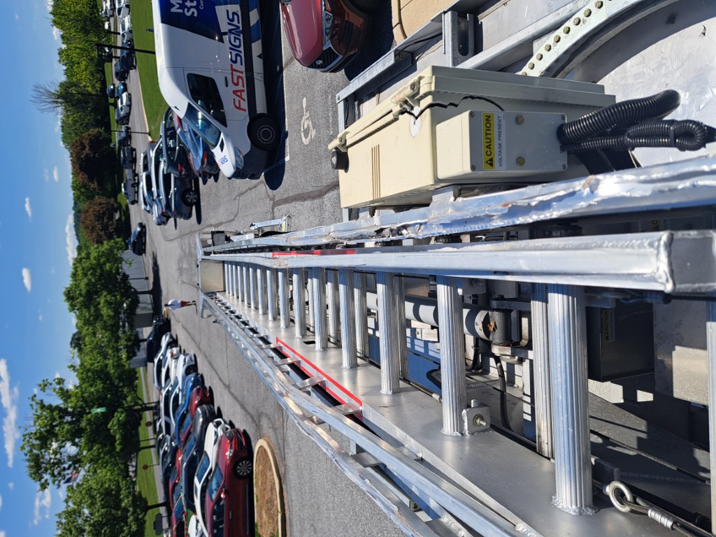 2022 FORD E450 - photo 6