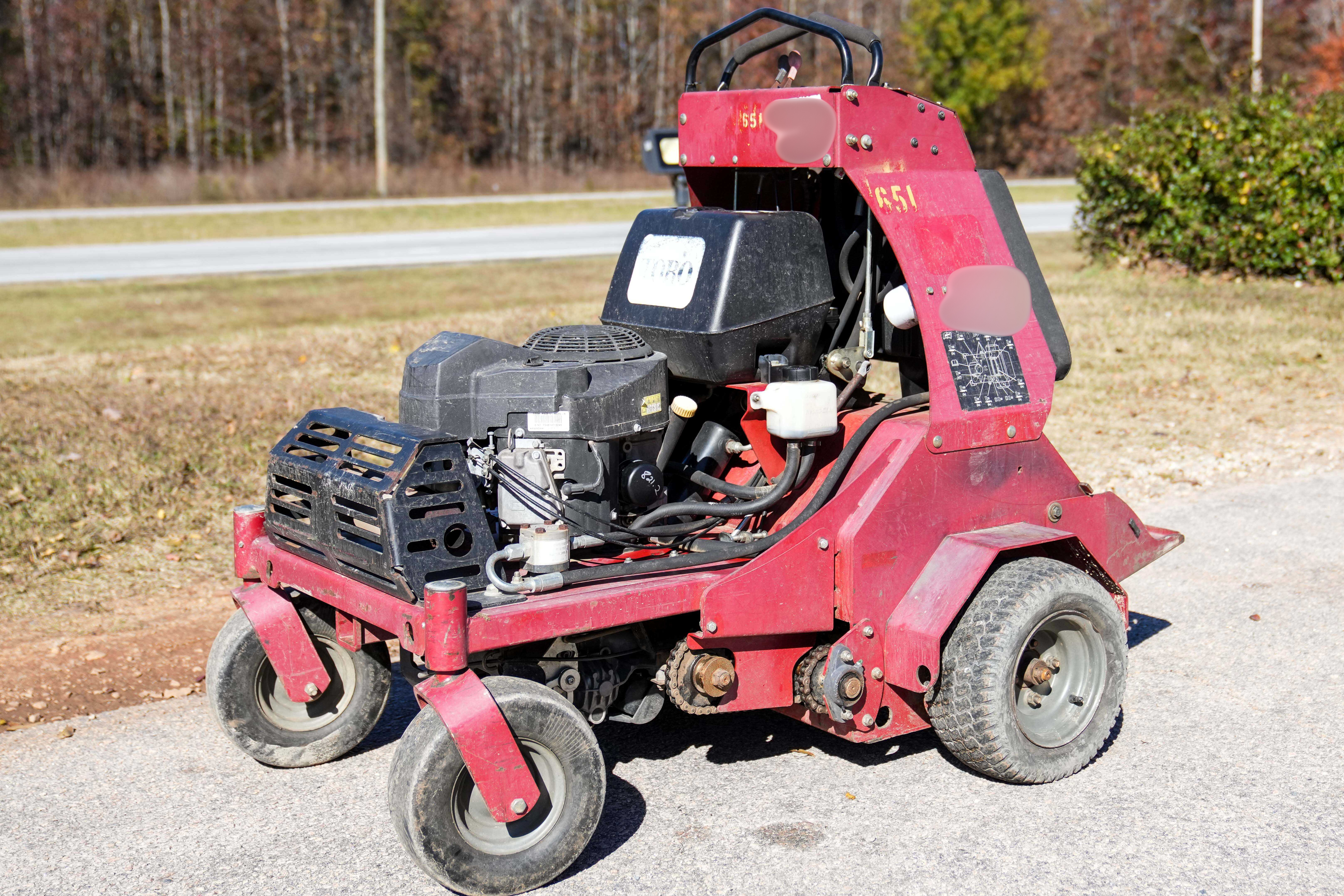 2016 Toro 23518 Stand-On Aerator