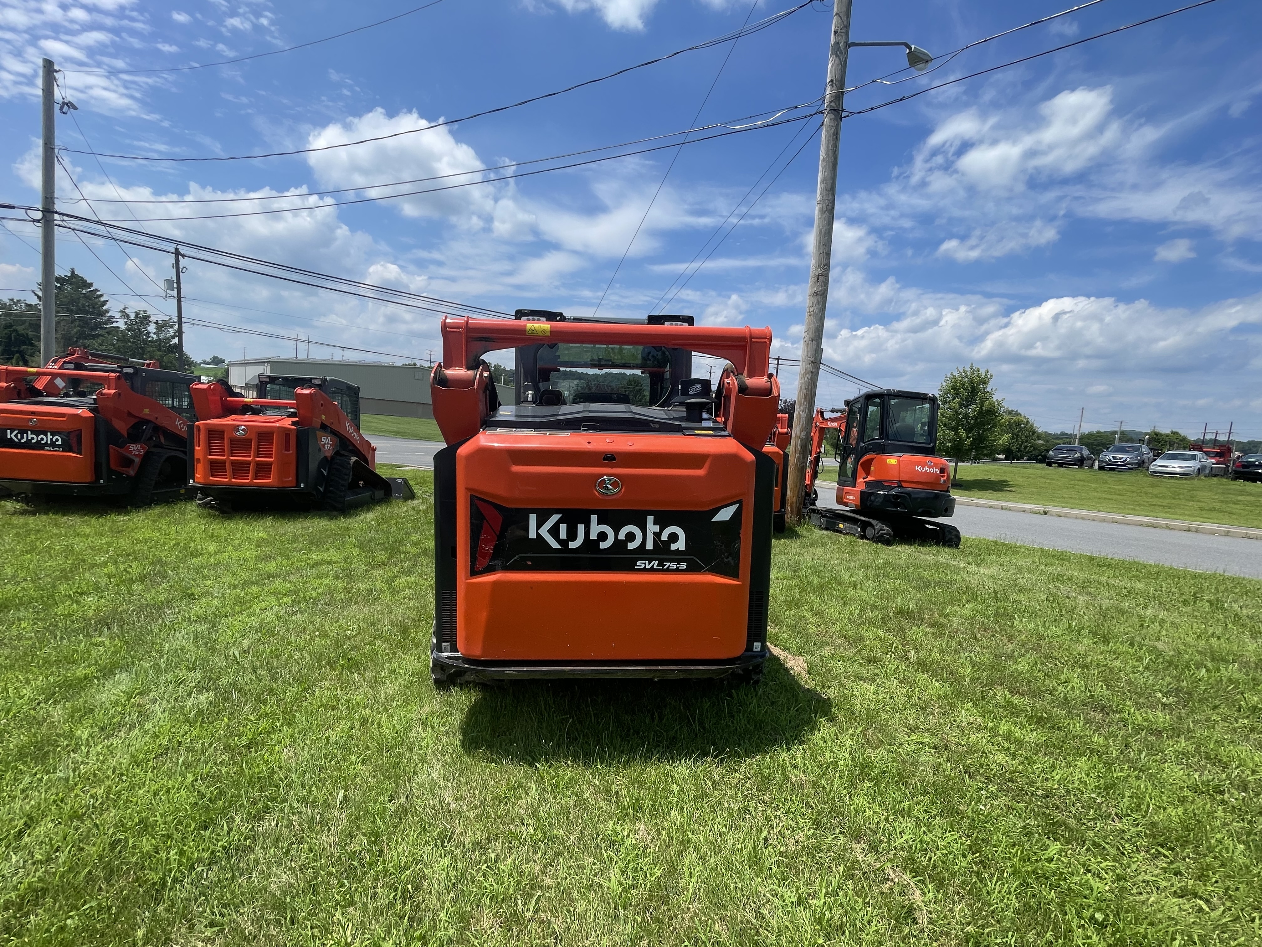 Kubota 75-3 - photo 2